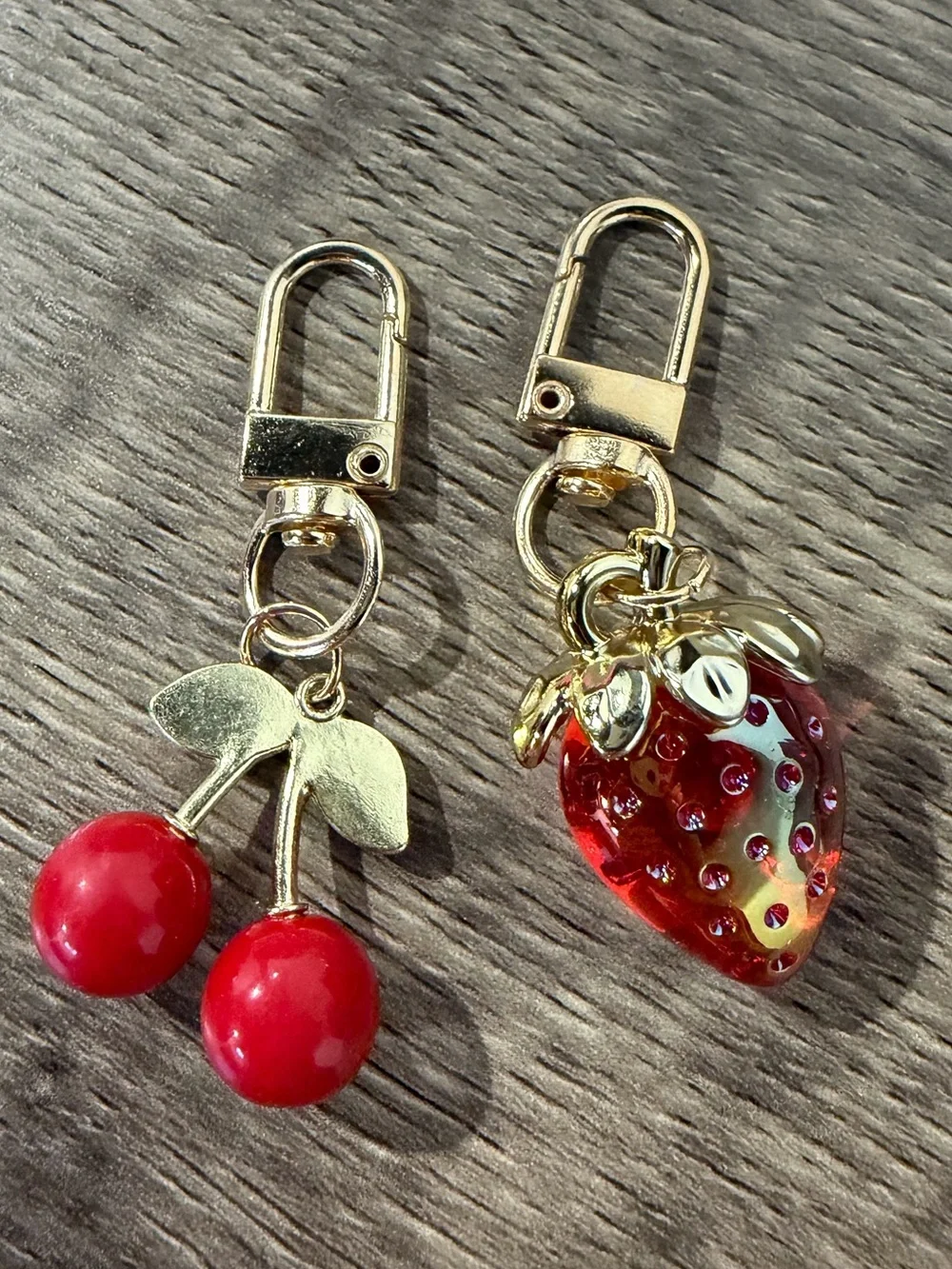 2 Pieces Gold Tone Fruit Keychain Set Red Strawberry Red Cherry Charms NEW